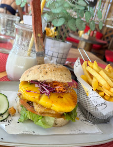 Vegan Hawaiian Burger